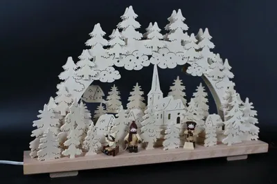 Produktbild von Schwibbogen mit Winterfiguren Kirche und Beleuchtung BxHxT 50x33x10cm NEU