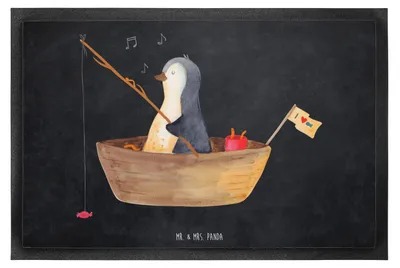 Produktbild von Mr. & Mrs. Panda Schmutzmatte Pinguin Angelboot 60 x 90 cm - Kreidetafel - Geschenk, Angeln, Leben, Fussmatte, abstreifer, Optimistisch, fußmatte, Schmutzfangmatte, Boot