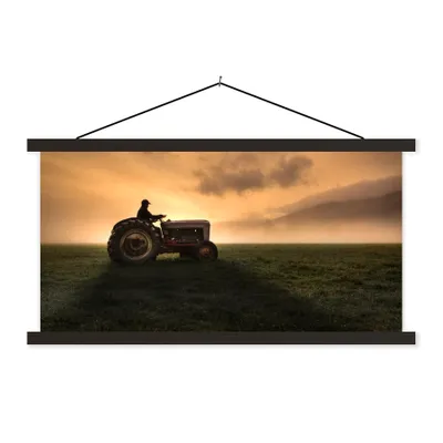 Produktbild von MuchoWow® Textilposter Traktor - Landwirt - Nebel 60x30 cm mit schwarzem Rahmen - Textilien