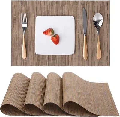 Produktbild von Famanu Platzsets Set von 4 - Waschbar, Antirutsch, Hitzebeständig, 30 x 45 cm (Braun)