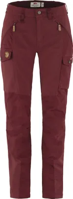 Produktbild von FJÄLLRÄVEN Nikka Curved Trousers W Bordeaux  Red 38