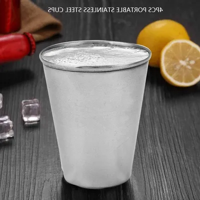 Set von 4 RVS Bechern - Tragbare Edelstahl Campingbecher für Outdoor-Aktivitäten und Partys