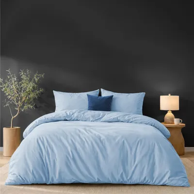 Zdjęcie produktu dla Komplet pościeli z prześcieradłem i poszewkami na poduszki (240 x 220 cm) - kolor niebieski