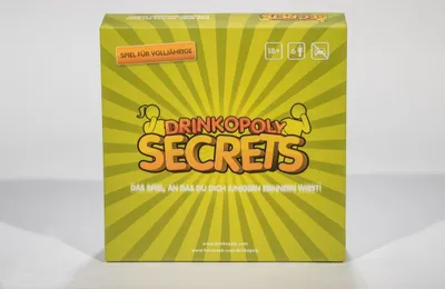Produktbild von Drinkopoly Secrets Trinkspiel – 300 Karten Aufgaben Wahrheit Pflicht Erwachsene