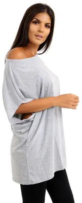 Productafbeelding van Janisramone, dames, nieuwe collectie: top met wijde mouwen, model "batwing", halterneck en losse pasvorm
