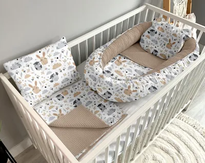 Produktbild von Babynest Kokon Nestchen für Neugeborene – 5-teiliges Set mit Decke und Kissen aus Baumwolle, Eulen und braun