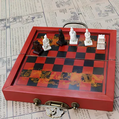 Obrázok produktu pre Drevené šachy 21x21 cm v orientálnom štýle sada s figurkami