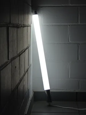 Produktbild von 9754 LED Stab VISION 9 Watt 63cm Endkappe Kunststoffröhre Kalt Weiß