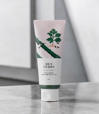 Obrázek produktu pro Round Lab - Mugwort Calming Cleanser - Hydratační a zklidňující mycí gel na obličej 150 ml