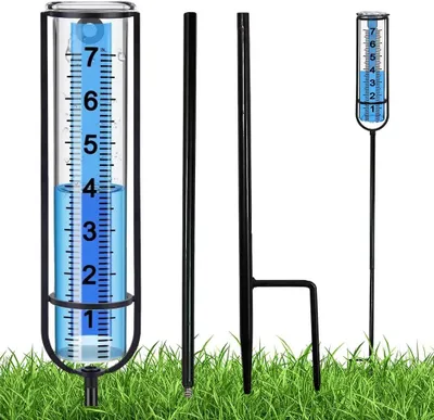 Produktbild von Regenmesser für den Außenbereich mit Erdspieß und frostbeständigen Materialien