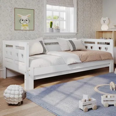 Produktbild von Gemütliches Herzform Daybed aus Kiefernholz, ausziehbar mit zusätzlicher Schlafmöglichkeit, ideal für kleine Räume, 90x190 cm, Weiß