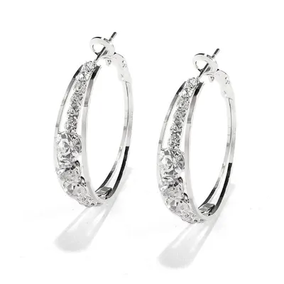 Produktbild von Stilvolle Creolen für Damen silberfarben, funkelnder Ohrschmuck, Creolen für besondere Anlässe & Alltag, Ohrringe für Frauen, J034