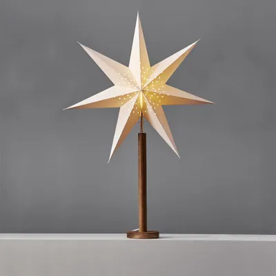 Zdjęcie produktu dla Szwedzka Gwiazda Stojąca Biała ELICE 85 cm LED E14 Perforowana Drewniana Podstawa Wymienne Żarówki Przełącznik Kabel 180 cm Dekoracja Świąteczna