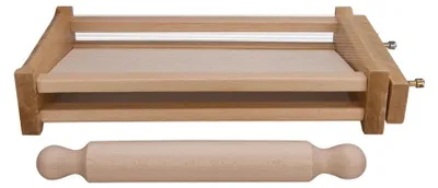Produktbild von Eppicotispai Pasta-Maschine mit 32 cm breiter Teigwalze