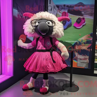 Obrázok produktu pre Maskot spoločnosti REDBROKOLY: purpurová ovca plemena Suffolk, oblečená v minišatoch a s klipsami na topánkach