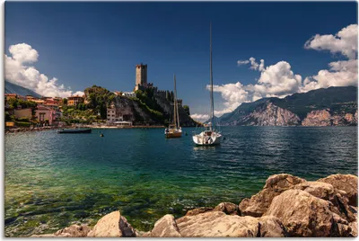 Produktbild von ARTland Leinwandbild Die Burg von Malcesine Größe: 30x20 cm