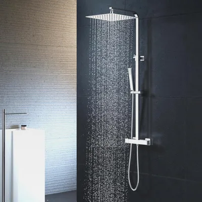 Produktbild von Duscharmatur mit thermostat, Duscharmatur Komplettset (Kopfbrause aus 304# Edelstahl,Duschkopf mit Schlauch und Halterung) Duschsystem Eckig,Regendusche mit armatur, Chrom