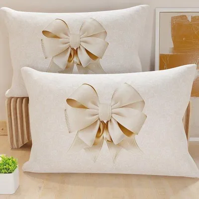 Produktbild von Unyqoos® 2er-Set Kissenhüllen aus antiallergischer Mikrofaser – modernes Design für Sofa & Schlafzimmer, weich und maschinenwaschbar