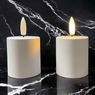 Produktbild von Coen Bakker LED Kerzen mit Timer weiß 2-er Set 4,5x8cm 3D Flamme Kunststoff warmweiß Innen