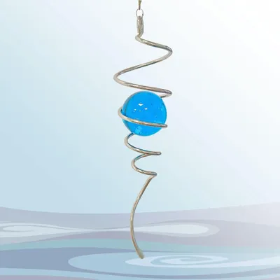 Imagen del producto de Omgoods: Molinillo de viento decorativo con espirales, ideal para interiores y exteriores