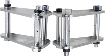 Produktbild von Federschäkel Extended Shackles Höherlegung for Toyota Land Cruiser Bj. 90-99