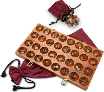 Produktbild von Hus Spiel mit Metallverschlüssen Gold und großem Stoffbeutel – für 2 Spieler – Bao – Kalaha – mit Edelsteinen und Stoffbeutel