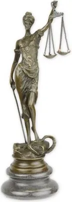 Produktbild von Casa Padrino Luxus Deko Bronze Skulptur Justitia Bronzefarben / Schwarz 7,6 x 7,3 x H. 23,5 cm - Bronze Figur mit Marmorsockel - Schreibtisch Deko Accessoires