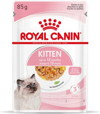 A pouch of Royal Canin kitten food.