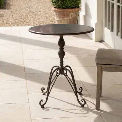 Produktbild von Beistelltisch aus Eisen, rund, antik braun patiniert, H.75 cm