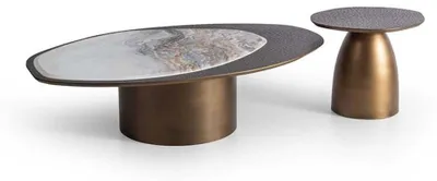 Image de Elegantes Set aus zwei Couchtischen mit einzigartigen Tischplatten