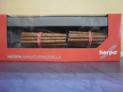 Produktbild von Herpa Zurüstteil Ladegut Kurzholz, 20 Stück 053839