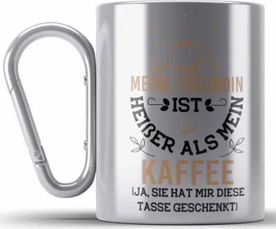 Produktbild von Trendation -  Edelstahl Tasse Karabiner für Freund Geschenk mit Sprüchen Valentinstag Karabiner Edelstahl Tasse Karabiner Edelstahl Ja Sie Hat Mir Diese Edelstahl Tasse Karabiner Gekauft (Silber)
