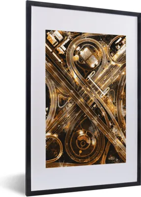 Produktbild von MuchoWow® MuchoWow® Gerahmtes Poster Gold - Autobahn - Städte 40x60 cm - Poster mit zchwarzem Bilderrahmen - Poster in Rahmen