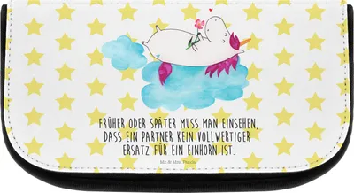 Produktbild von Mr. & Mrs. Panda Kulturtasche Einhorn Verliebt - Weiß - Geschenk, Schminktasche, kulturtäschchen, Kosmetiktasche, Freundin, Liebe, Unicorn, Make-up Täschchen, Wolke