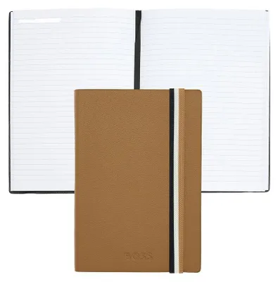 Imagen del producto de Cuaderno BOSS A6, diseño icónico, color camel