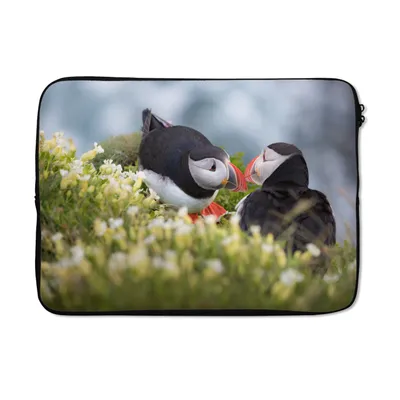 Produktbild von MuchoWow® Laptop Hülle 13 Zoll Papageientaucher auf einem Berg Laptoptasche - Laptophülle - Sleeve - Rundumschutz