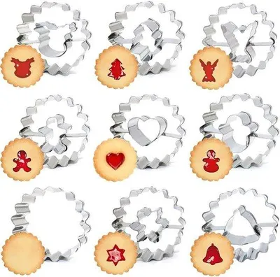 Produktbild von Ausstechformen Set 9-teilig - Edelstahl Weihnachtsmotive