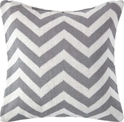 Produktbild von HOMESCAPES Kissenbezug mit Chevron-Muster in Grau und Creme, 45 x 45 cm