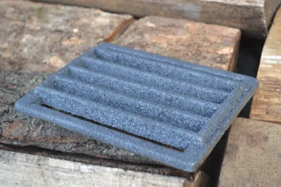 Obrázok produktu pre SEZAM - Rošt do pece 15 x 12 cm Liati rošt Kachľový rošt Rohový rošt Popolník Kachľová pec Doskový rošt Rošt do pece Kachľová pec