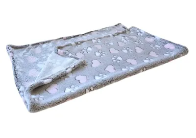 Obrázok produktu pre Deka pre psy TLAPKY A SRDIEČKA 70 x 60 cm