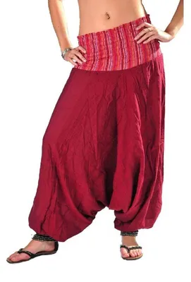 Immagine prodotto di Pantaloni harem, pantaloni a palazzo, pantaloni "Aladino", pantaloni ampi, pantaloni da yoga, pantaloni "Goa", pantaloni "sarouel", pantaloni larghi, pantaloni "Aladino", pantaloni da tempo libero. Ranya: rossi. Taglia: S/M. Colore: Rosso. Taglia: S/M