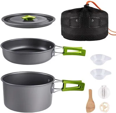 Produktbild von Camping-Kochset, Kochgeschirr, Messerset mit Aufbewahrungstasche, Topf, Pfanne und Teekanne. Camping-Zubehör für Outdoor-Aktivitäten, Camping, Wandern und Picknicks. Leichtes und tragbares Aluminium