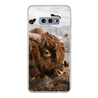 Produktbild von MuchoWow® Handyhülle Schutzhülle Hülle für Samsung Galaxy S10e Scottish Highlander - Schmetterlinge - Pflanzen Silikon Softcase Handy Hülle - Handy