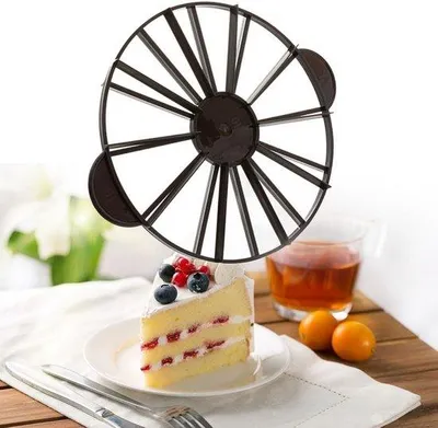 Immagine prodotto di Tagliatorta - Braun - 10/12 porzioni - Perfetto per torte rotonde e occasioni speciali