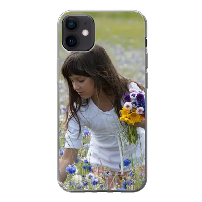 Produktbild von MuchoWow® Handyhülle Schutzhülle Hülle für iPhone 12 mini Mädchen - Blumen - Wiese Silikon Softcase Handy Hülle - Bild