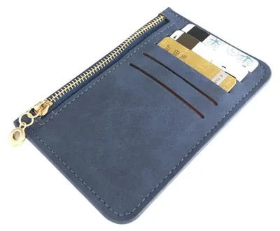 Image de Porte-cartes en cuirPolyuréthaneavec compartiments