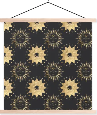 Produktbild von MuchoWow® Textilposter Muster - Sonne - Sterne - Gold 120x120 cm mit holzfarbenen Rahmen - Textil-Poster