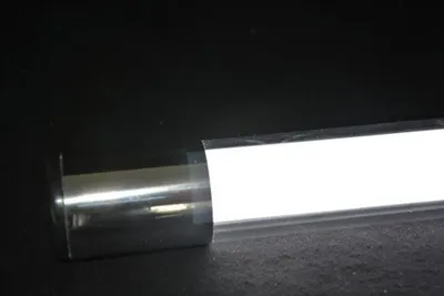 Produktbild von 9610 LED Leuchtstab 10 Watt 63 cm IP-20 Warm Weiß