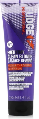 Produktbild von Fudge Everyday Clean Blonde Damage Rewind Violet-Toning Shampoo 250 ml