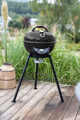 Produktbild von Outdoorchef Gas Kugelgrill City 420 G SE Black mit Tragetasche Gasgrill mit Stahlgrillrost